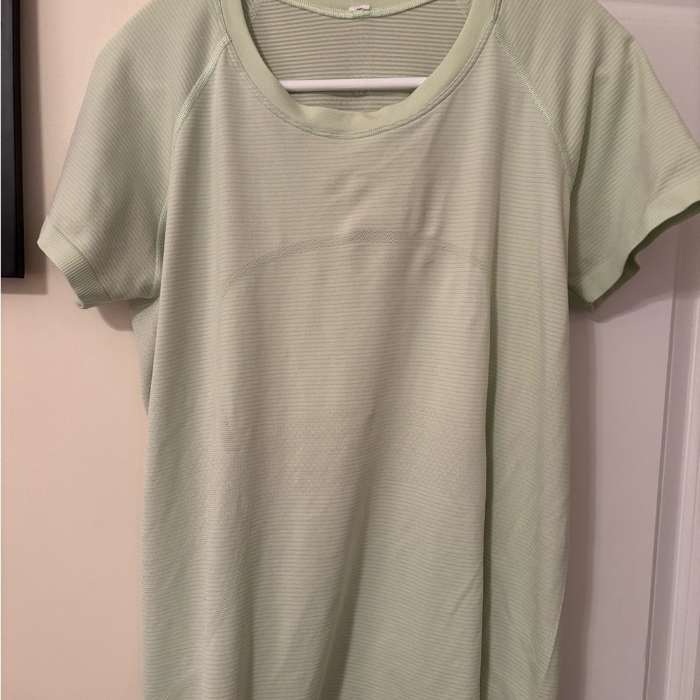 Lululemon Athletica Green Relaxed Short Sleeve T-Shirt